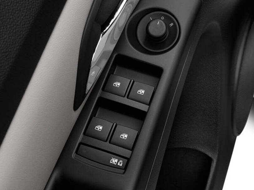 شيفروليه كروز الجيل الأول (J300) صور داخلية وخارجية Image-19