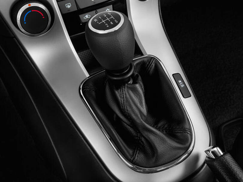 شيفروليه كروز الجيل الأول (J300) صور داخلية وخارجية Image-17