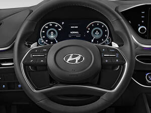 هيونداي سوناتا الداخلية 