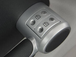 مرسيدس بنز SLK Class الداخلية 