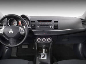 Mitsubishi Lancer Interior 