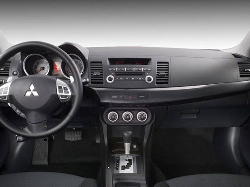 Mitsubishi Lancer Interior 