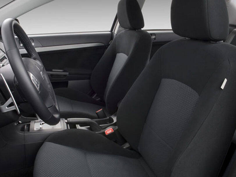 Mitsubishi Lancer Interior 