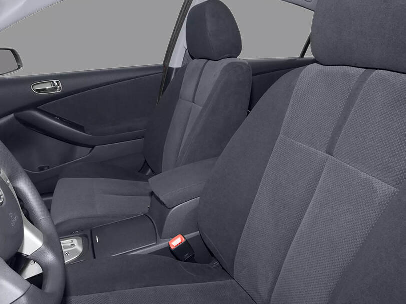 نيسان التيما الجيل الرابع (L32) الداخلية 