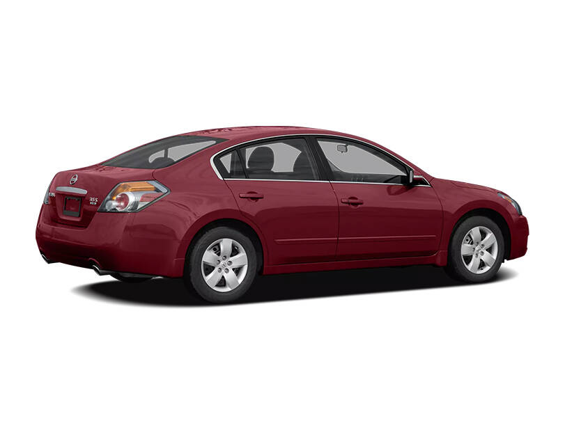 نيسان التيما الجيل الرابع (L32) الخارجية 