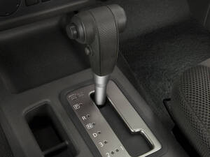 نيسان إكستيرا الداخلية 