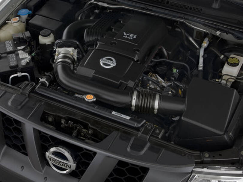 نيسان إكستيرا الجيل الثاني (N50) الخارجية 