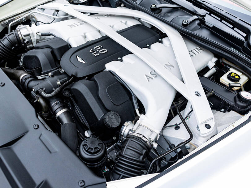 أستون مارتن Lagonda Taraf الخارجية 