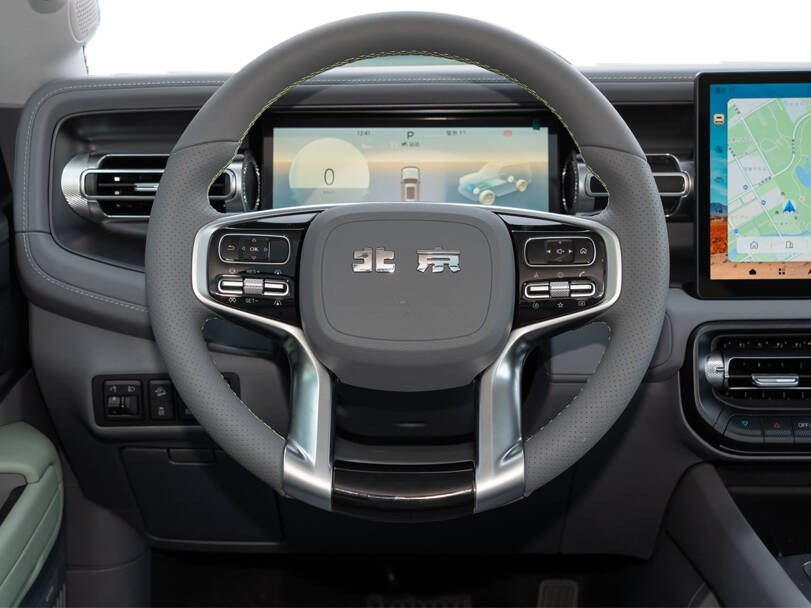 BAIC BJ40 Interior 