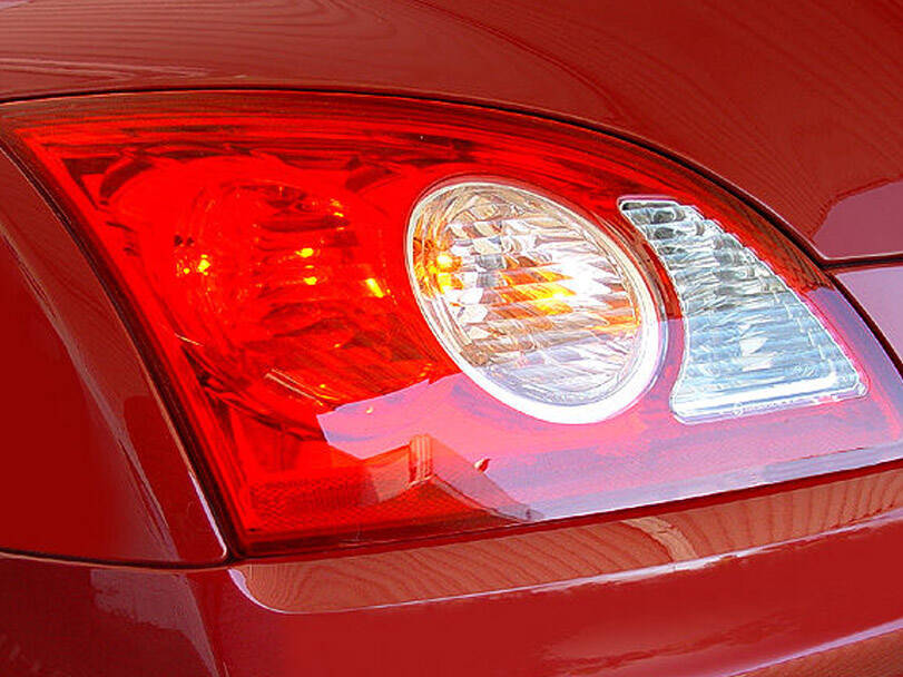 Chrysler Crossfire Exterior 