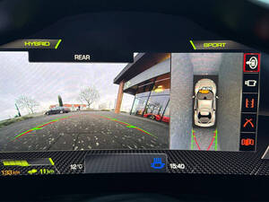 فيراري 296 GTS الداخلية 