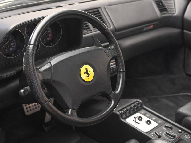 فيراري F355 الداخلية 