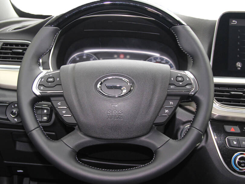 جي إيه سي GA8 الجيل الأول الداخلية 