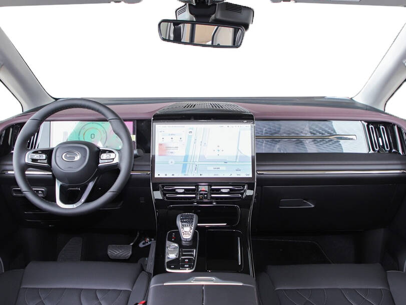 GAC GN8 2025 Interior 