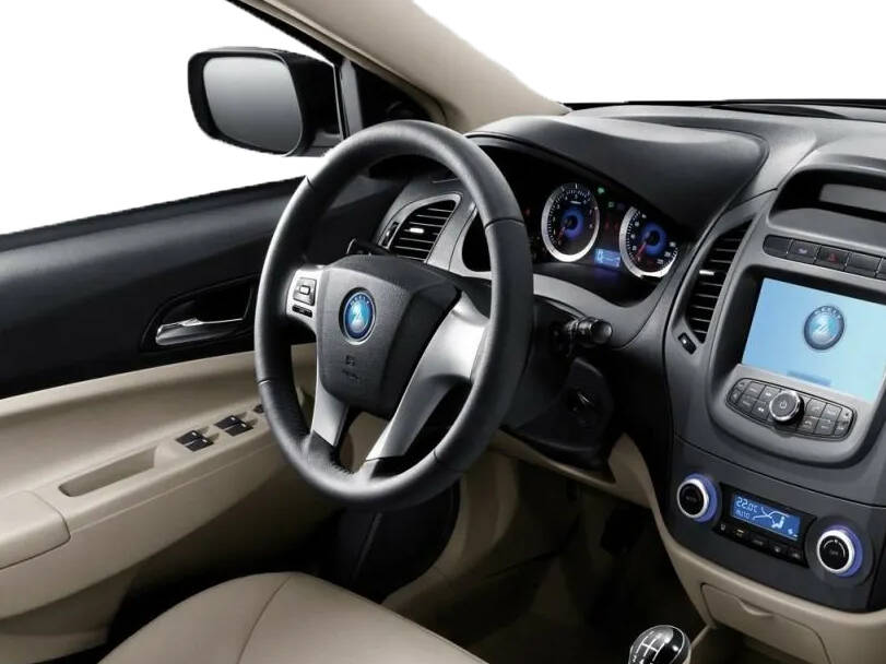 جيلي GC6 الجيل الأول الداخلية 