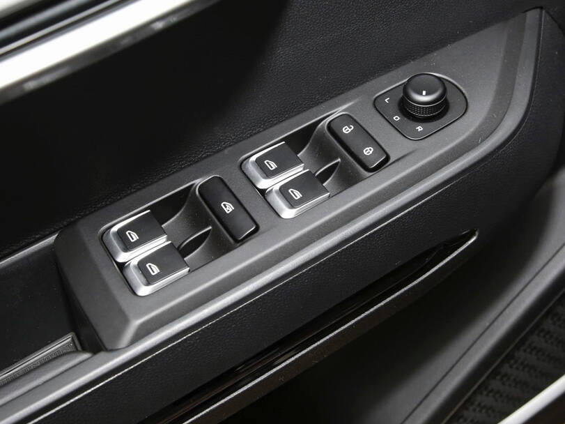 جيلي أوكافانجو 2026 الداخلية 