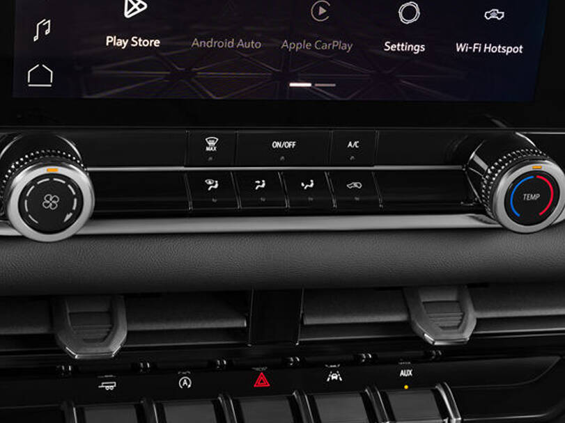 GMC Canyon 2025 Interior 