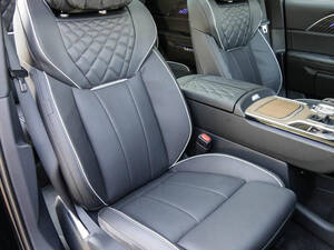 هونغ تشي إي‑إتش إس 3 الداخلية 