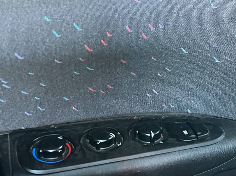 Hyundai Grand Starex 1st Generation Interior 