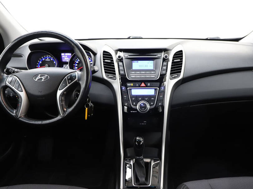 Hyundai i30 Interior 