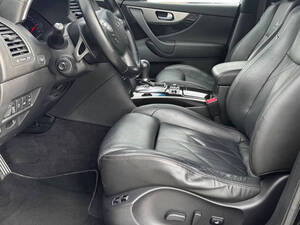 إنفينيتي FX35 الداخلية 