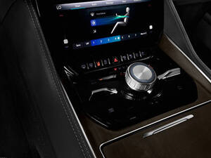 Jeep Grand Wagoneer Interior 