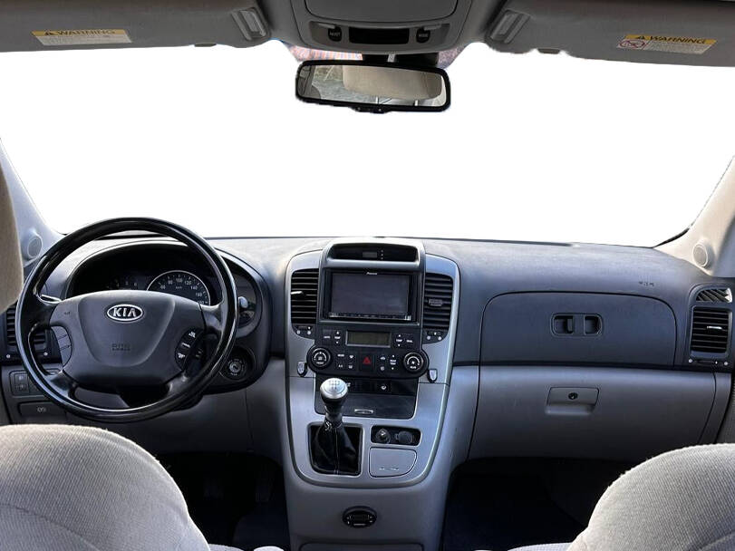 Kia Sedona 2nd (VQ) Generation Interior 