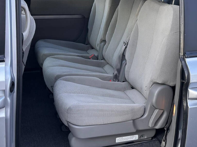 Kia Sedona 2nd (VQ) Generation Interior 