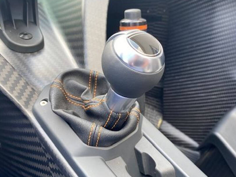 كيه تي إم X-BOW الداخلية 