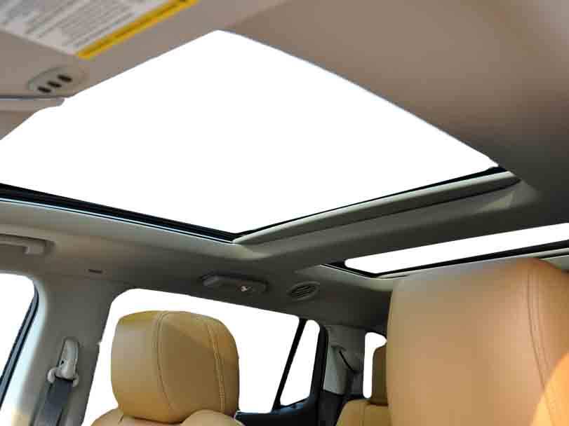 Lincoln MKT Interior 