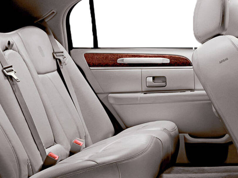 Lincoln Town Car Interior 