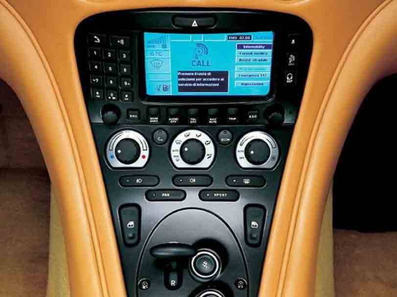 Maserati Coupe Interior 