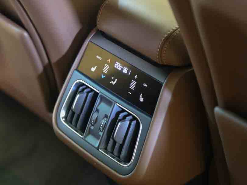 Maserati Grecale Interior 