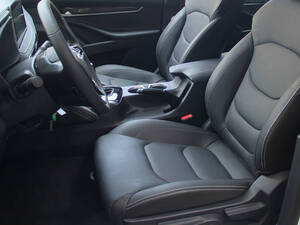 ماكسوس D90 الداخلية 