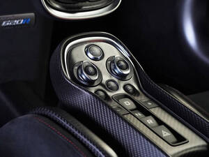 McLaren 620R Interior 
