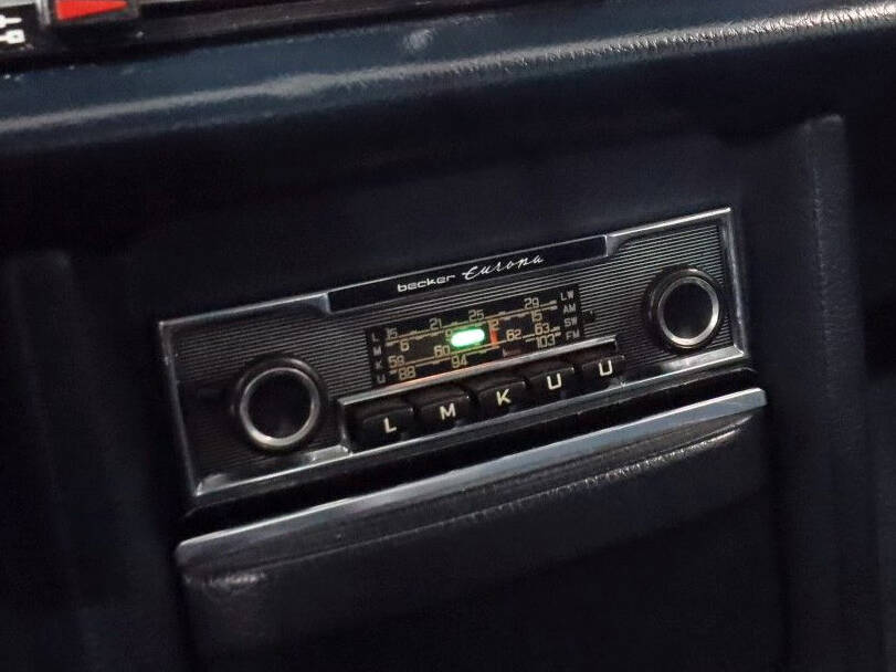 Mercedes Benz 250 Interior 