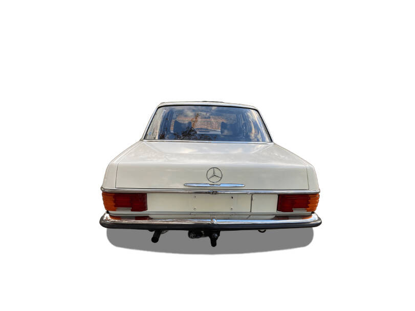 Mercedes Benz 250 Exterior 