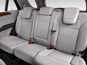 مرسيدس بنز ML Class الداخلية 