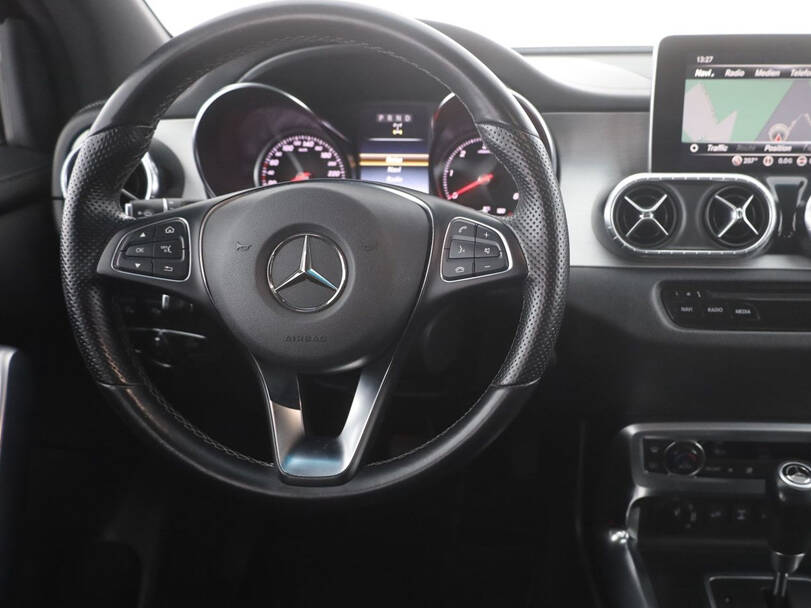 Mercedes Benz X Class Interior 