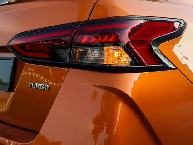 Nissan Almera Exterior 