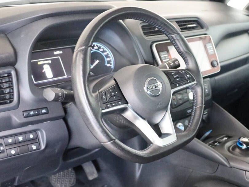 Nissan Leaf Interior 