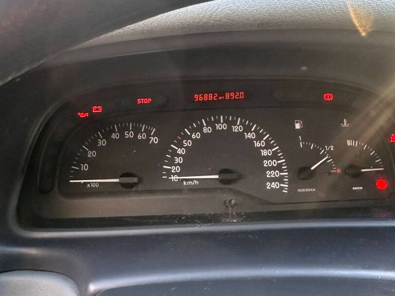 Renault Laguna 1st (X56) Generation Interior 