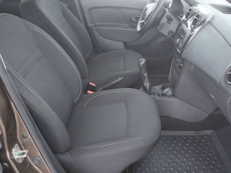 Renault Logan 2nd (L52) Generation Interior 