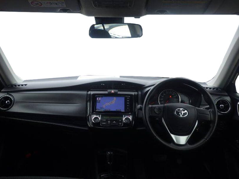 Toyota Axio Interior 