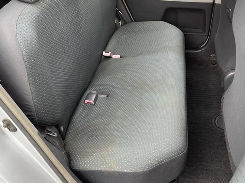 Toyota Vitz Interior 