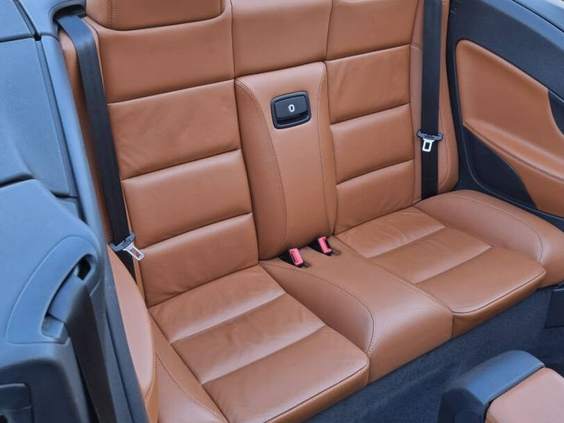 Volkswagen Eos Interior 