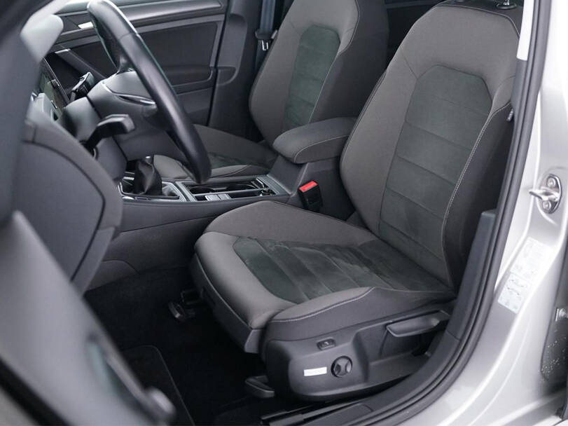 Volkswagen Golf R 7th (Mk7) Generation Interior 