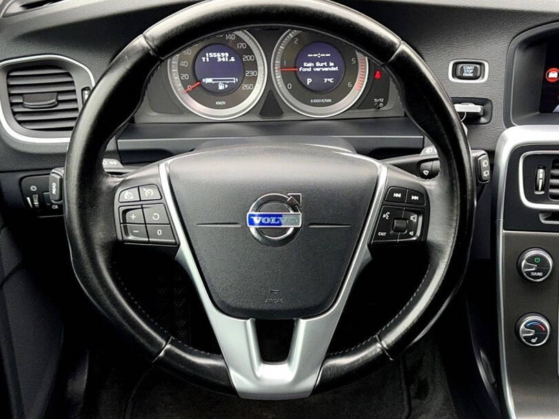 Volvo V60 Interior 