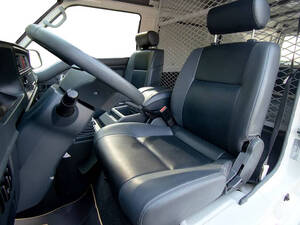 CMC D260 Interior Front Seats
