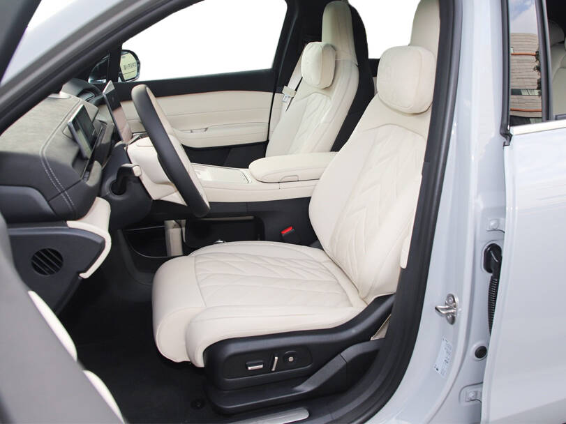 Nio EC6 2026 Interior Front Seats